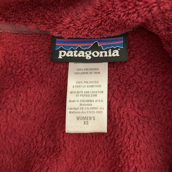 Patagonia | Maroon Wine Red Re-Tooled T Snap
Pullover Fleece Jacket - Picture 4 of 6